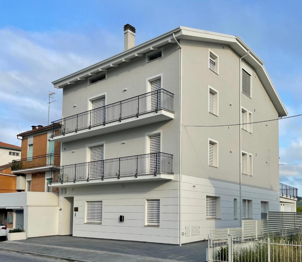 Otium Rooms / Camere E Appartamenti Morrovalle エクステリア 写真