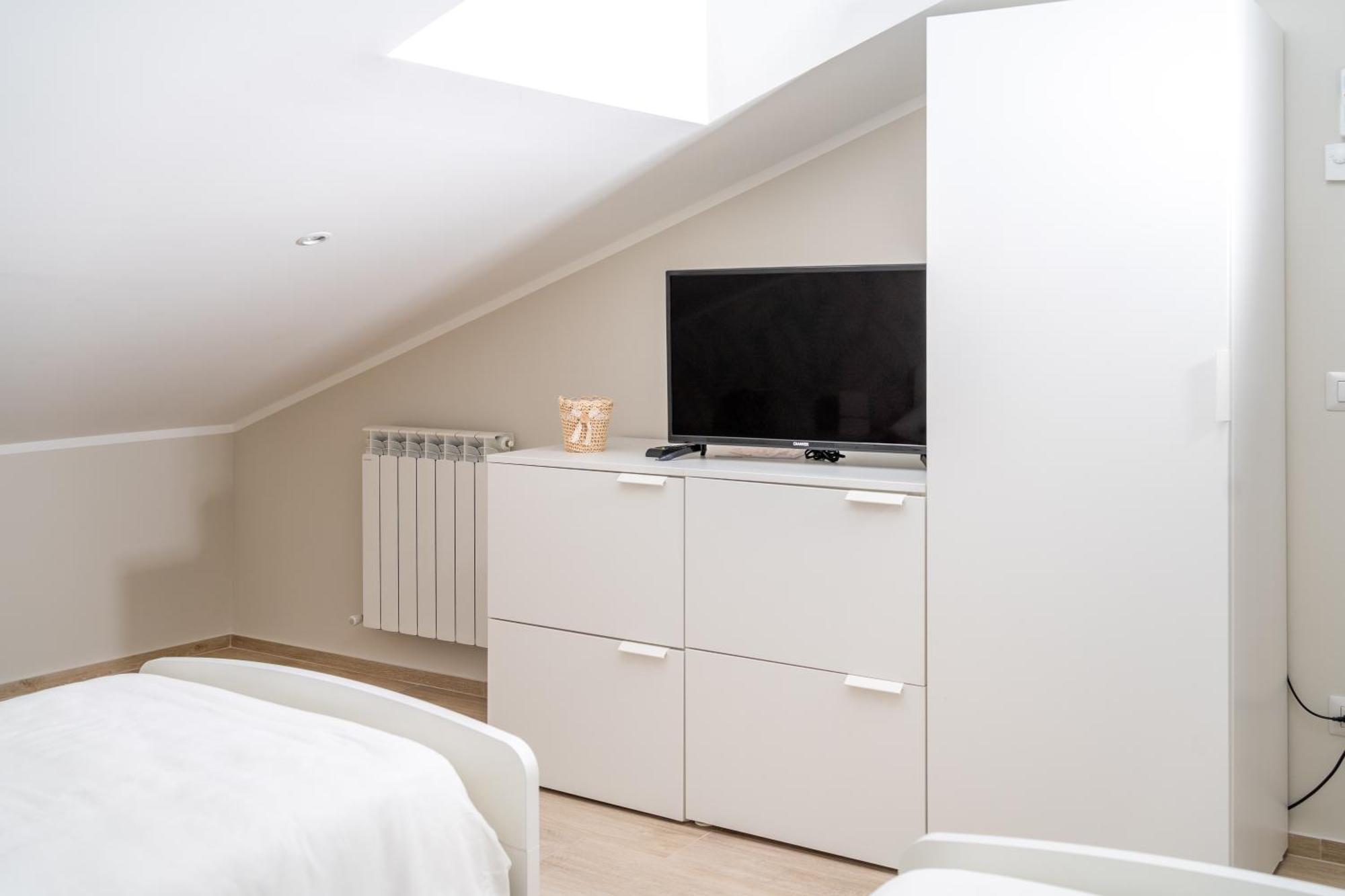Otium Rooms / Camere E Appartamenti Morrovalle エクステリア 写真