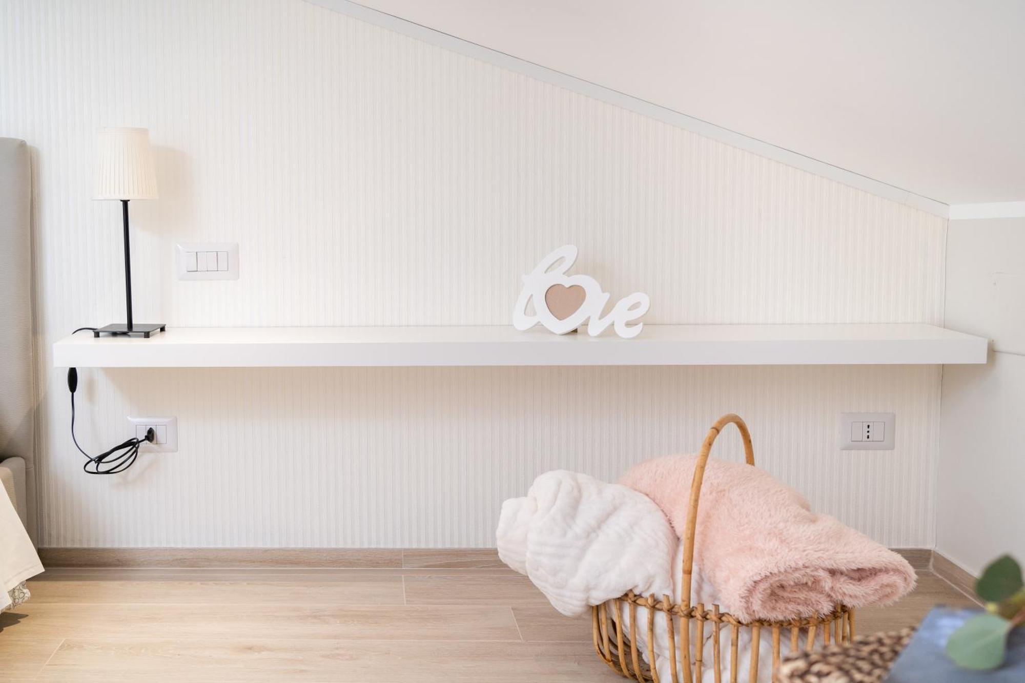 Otium Rooms / Camere E Appartamenti Morrovalle エクステリア 写真