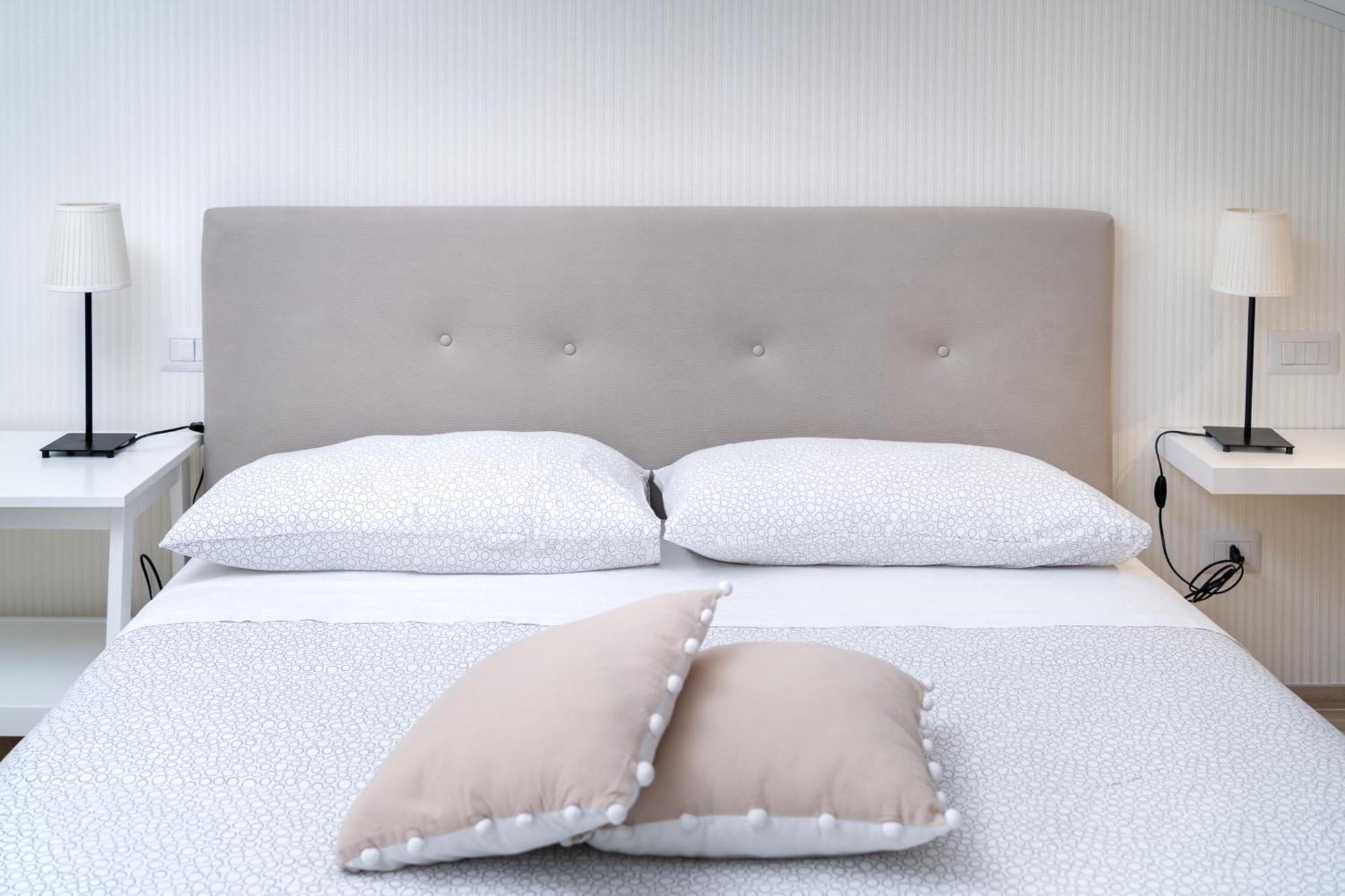 Otium Rooms / Camere E Appartamenti Morrovalle エクステリア 写真